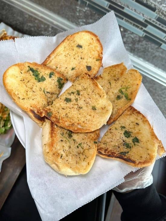 Garlic Bread 4pc..