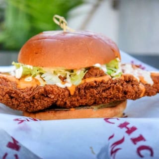 CHICKY’S SPICY SANDWICH
